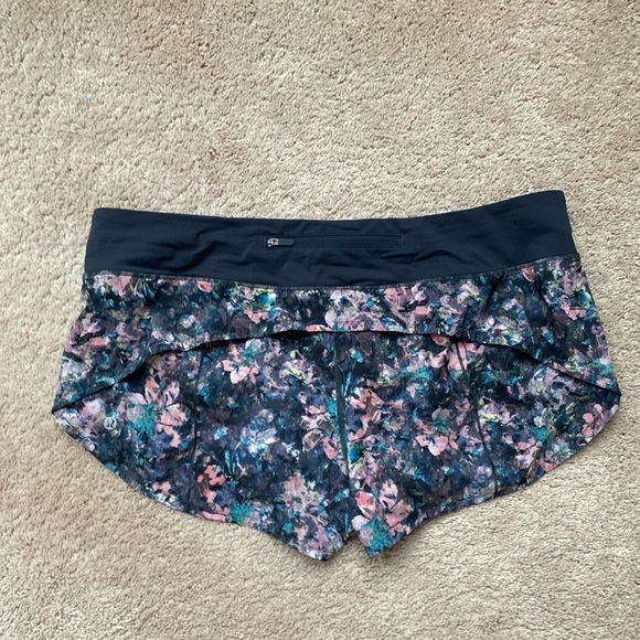 Lululemon Women Run Speed Up Short 2.5" Inseam Dappled Daze Obsidian Size 14 - Picture 8 of 11